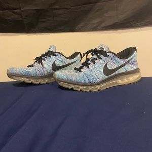 Nike flyknit air max